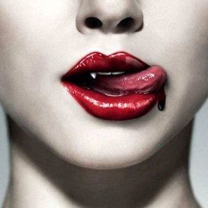 Meet your Posher, Joanie